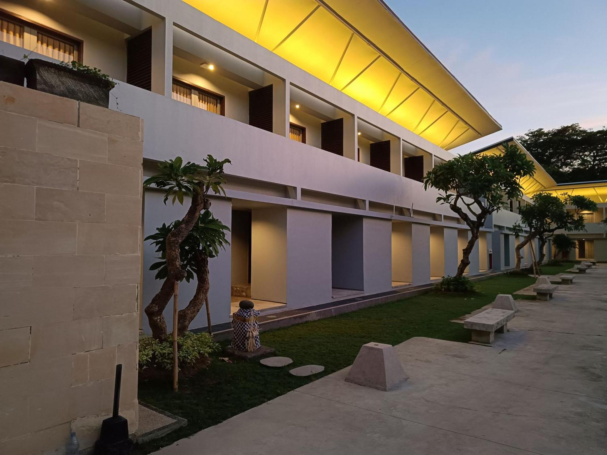 Guna Graha Kuta By Kamara Exterior foto