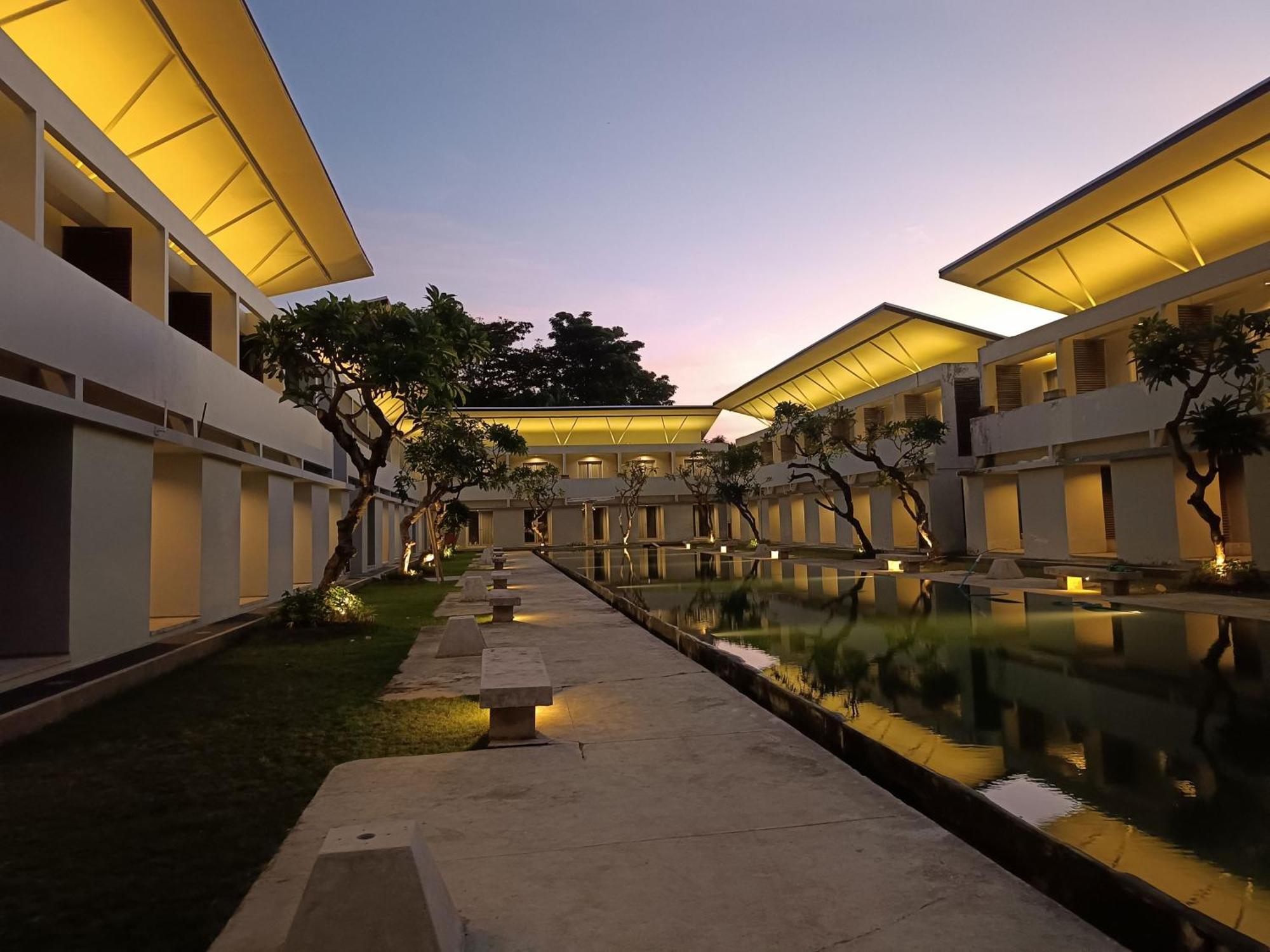 Guna Graha Kuta By Kamara Exterior foto
